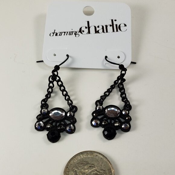 Triangle Earrings – Sparkling Black & Crystal Rhinestones on Matte Chain Jewelry - Picture 5 of 8